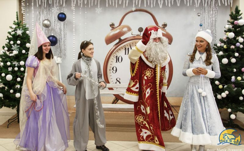 4 грудня в Києві відкриють виставку «Свято новорічної іграшки» - зображення